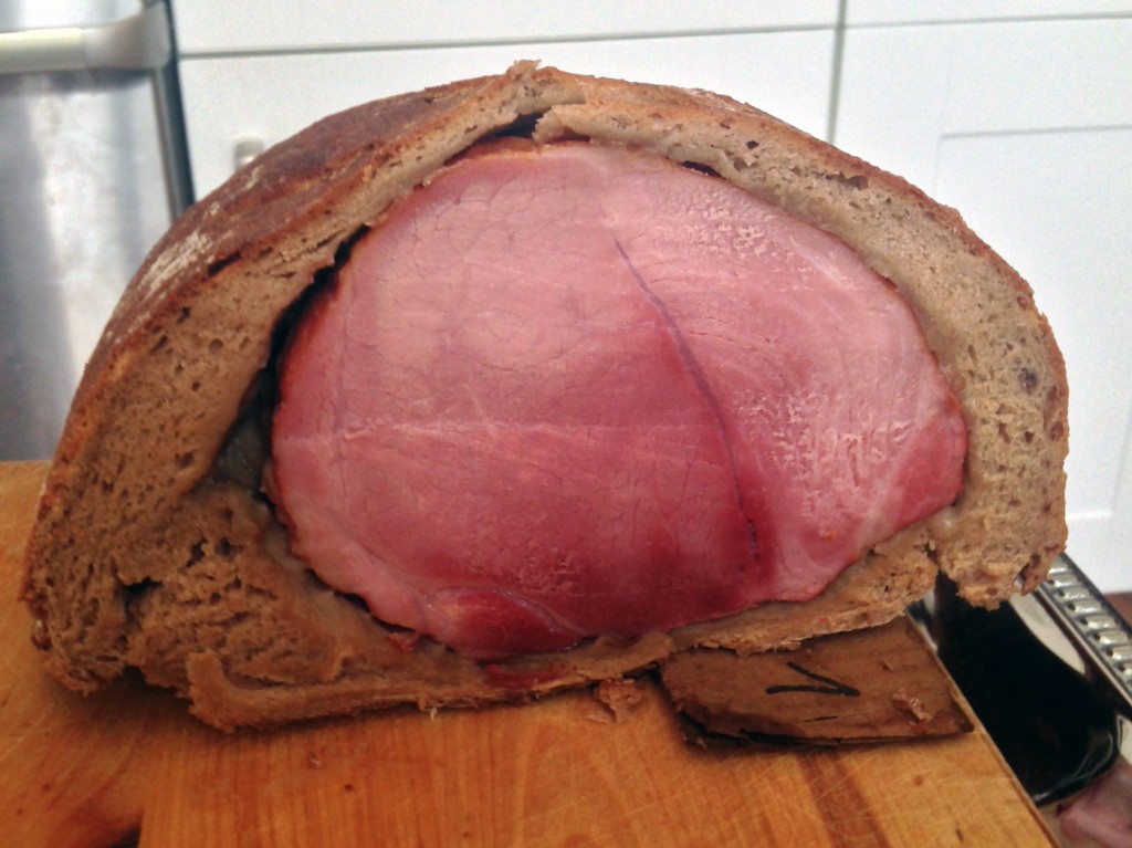 The Meat Project: Easter Ham in Breaddough. Osterschinken.