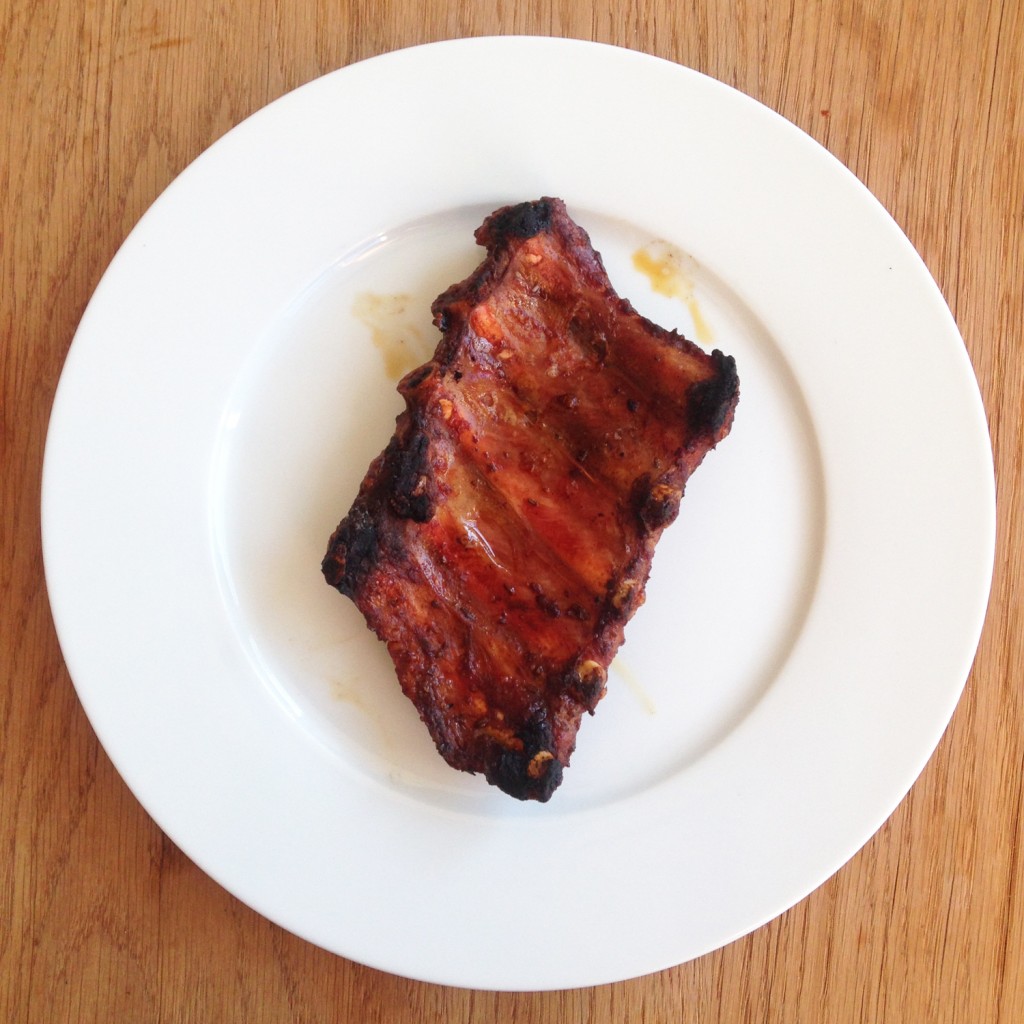 The Meat Project: Spareribs Hofer BBQ. Gegrillte Spareribs.